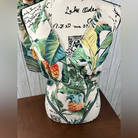 Shein One Piece Swimsuit and Wrap - Picture 2 of 7